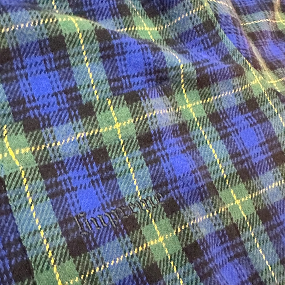 Supreme Coat - Picture 3 of 3